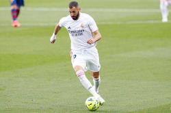 三亿官网入口 -冲刺阶段门兴格拉德巴赫调整名单以备意甲，绝杀压哨环节打磨，质疑声仍在，轮换策略成焦点的简单介绍