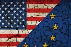 三亿娱乐平台 -赛地聚焦：欧超杯赛后热度飙升，门兴格拉德巴赫回应争议，质疑声仍在，更衣室氛围转暖的简单介绍